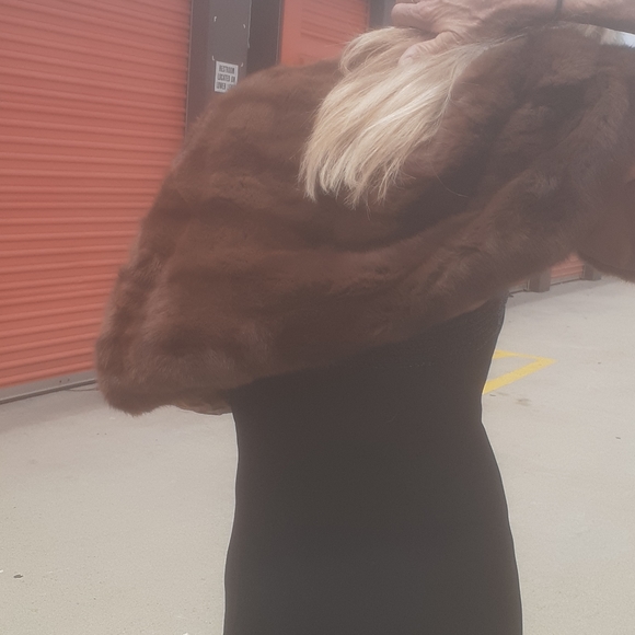 Mink stole - Picture 3 of 5